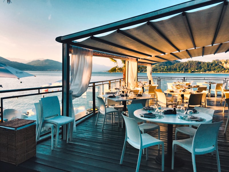 Ambijent restorana za rezervacije
